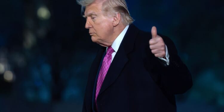 Gulf allies privately make the case to Trump to keep fighting until Iran is decisively defeated