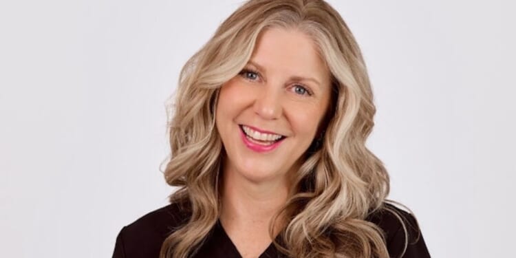 Hospice nurses bring end-of-life care into the open