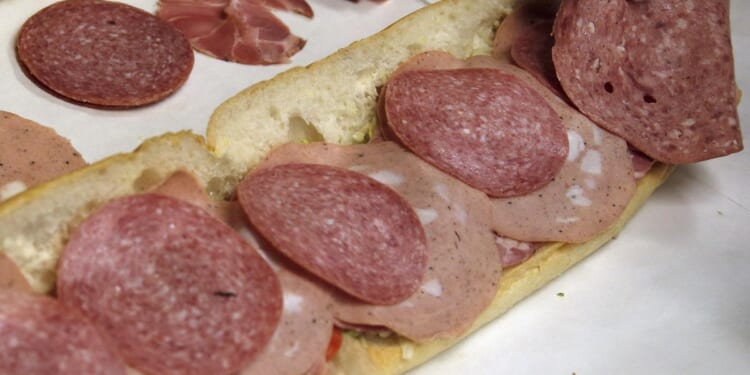 Savannah Chrisley calls for reform of U.S. nitrite labeling rules on processed meat