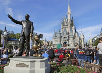 Lawmakers in the spotlight for leaving Washington amid DHS shutdown