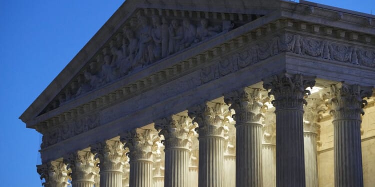 Trump plans to attend Supreme Court hearing on birthright citizenship