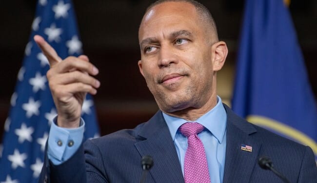Hakeem Jeffries Humiliates Himself Explaining His Party’s War Powers Hypocrisy – PJ Media