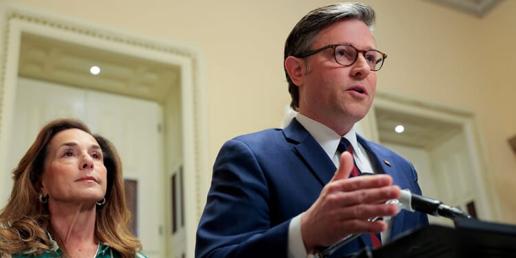 House Votes to Fully Fund DHS After 'Inappropriate' Senate Deal