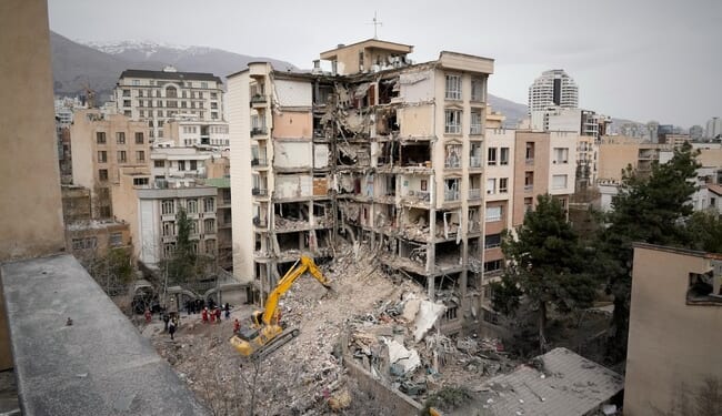 Sunday and Monday Iran War Updates From Rabbi Michael Barclay – PJ Media