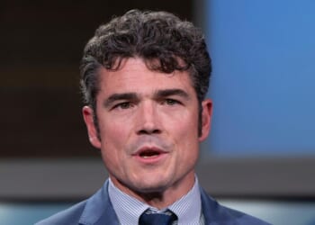 White House distances itself from counterterrorism official who resigned over Iran war