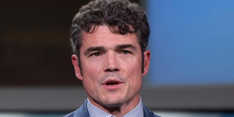 White House distances itself from counterterrorism official who resigned over Iran war