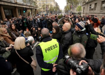 Serbian journalists protest reported attacks, pressure on media