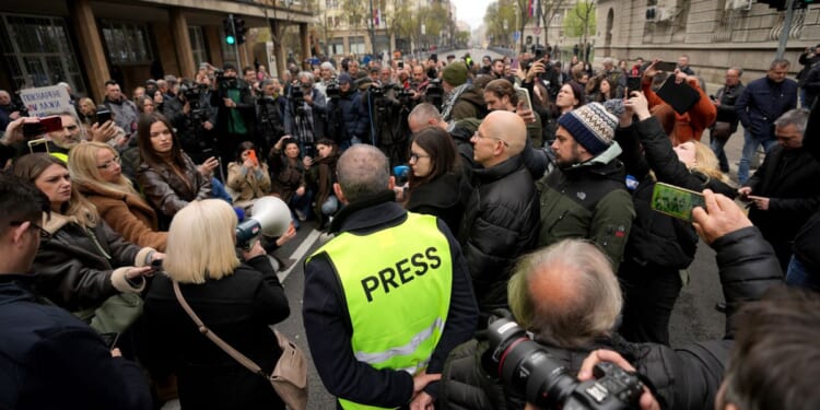 Serbian journalists protest reported attacks, pressure on media
