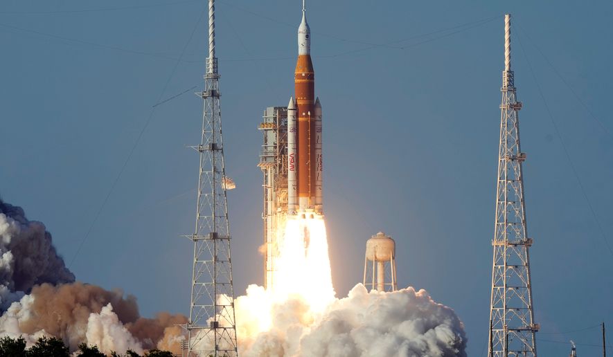 NASA's Artemis II moon rocket lifts off from the Kennedy Space Center's Launch Pad 39-B Wednesday, April 1, 2026, in Cape Canaveral, Fla. (AP Photo/Chris O'Meara)