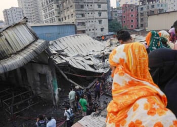 Fire at a gas lighter factory near Bangladesh’s capital kills 5 people