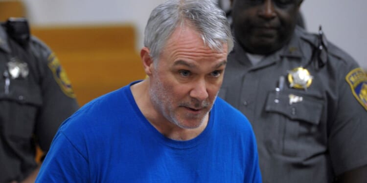 Mistrial declared after report that girl killed in 1986 had been placed in used body bag