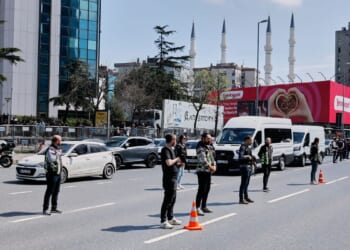 Gunmen attack building housing Israeli Consulate in Istanbul