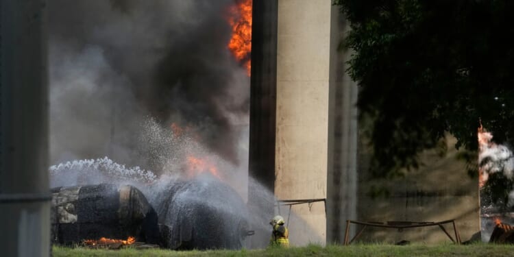 Bridge over Panama Canal closed after a truck explosion kills 1 person