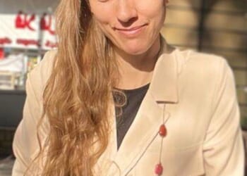 American journalist Shelly Kittleson has been released, an Iraqi official tells the AP