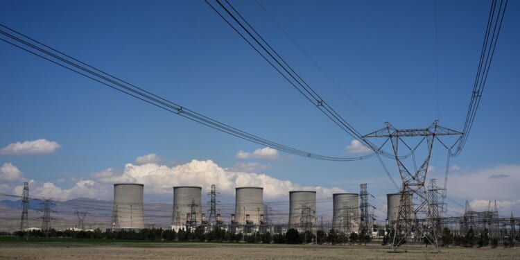 Iranians fear power outages and further attacks as Trump’s deadline nears