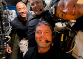 Artemis II astronauts speak with President Donald after moon flyby