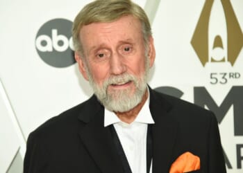 Ray Stevens, 87, recovering at home after breaking neck in Nashville fall
