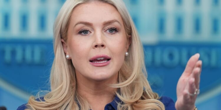 White House downplays Trump toll proposal with Iran