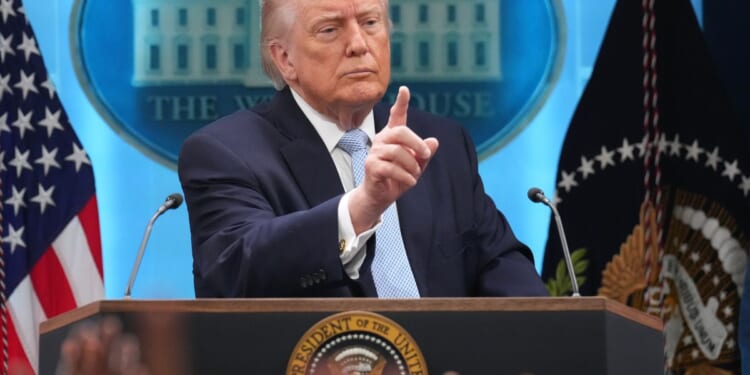 U.S. abortion opponents want Trump’s FDA to act on abortion pill restrictions