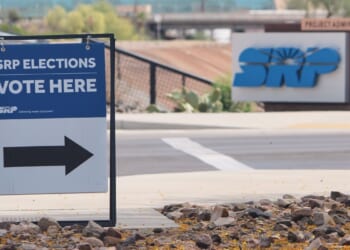 Renewable energy advocates make gains in fight over future of big Arizona power utility