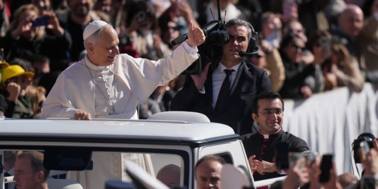 Flyers fans have faith as run at playoff spot follows family’s jersey gift to Pope Leo XIV