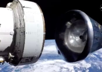 Artemis II astronauts return from moon with a splashdown to close out a record-breaking lunar voyage