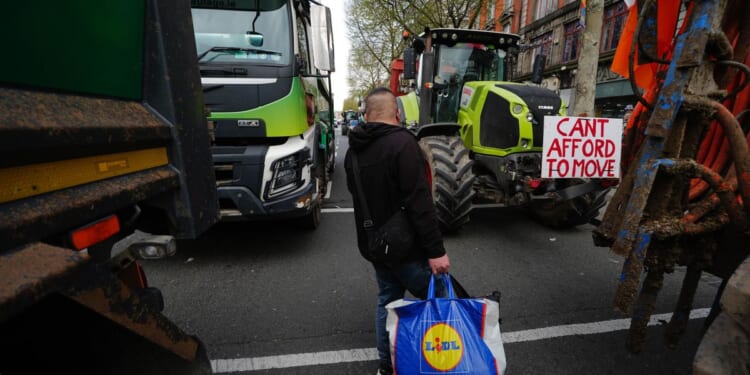 Fuel protests disrupt Ireland as over a third of service stations run dry