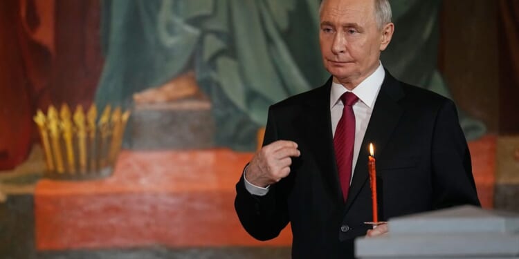 Russia and Ukraine accuse each other of violating Putin’s Easter ceasefire