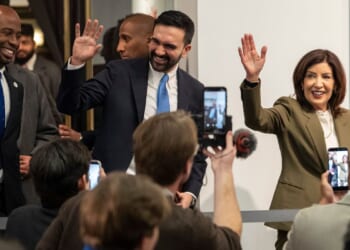 New York loses nearly $74 million for not revoking 33,000 illegal licenses for immigrant truckers