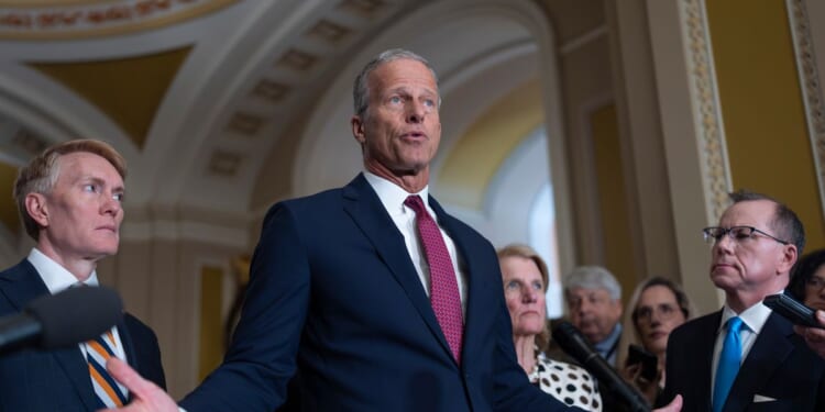 Senate extends surveillance powers until April 30 after longer renewal collapsed in House