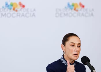 Mexico’s Sheinbaum demands explanations after U.S. Embassy officials die in Chihuahua