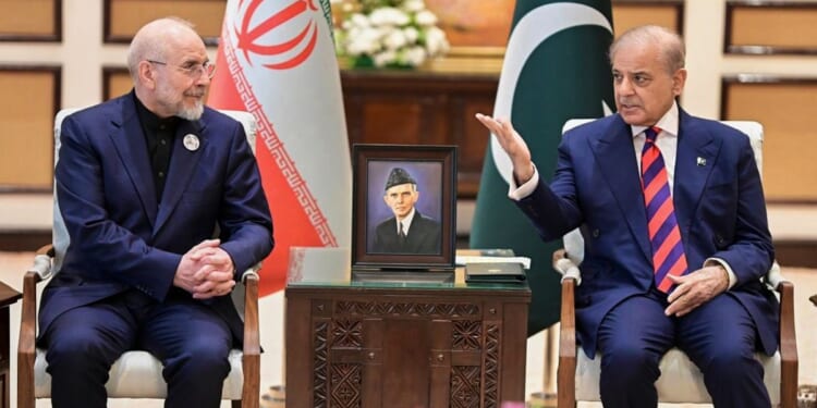 Status of U.S.-Iran peace talks in Pakistan unknown, as Tehran maintains defiant stance