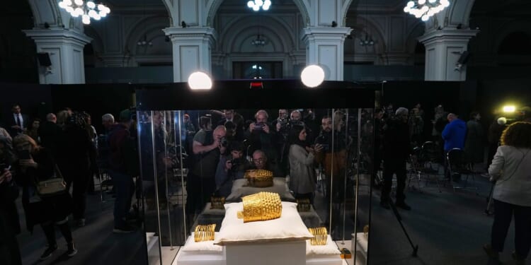 Priceless 2,500-year-old golden helmet returned to Romania after Dutch museum raid