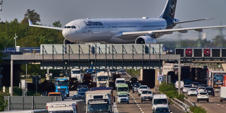 Airline company Lufthansa cuts 20,000 flights as war squeezes fuel prices and supplies