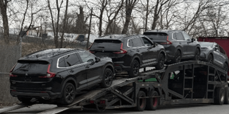 Federal prosecutors indict six accused of stealing cars in D.C. region, shipping them to Africa