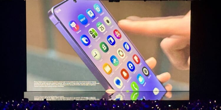 5 questions about Samsung discontinuing its Messages app