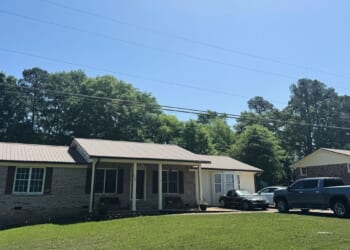 85-year-old widow is released from U.S. custody, returns to France amid messy family dispute