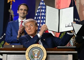 Advocacy Blitz Begins to Shape Federal Standard on AI