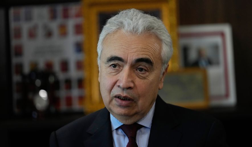 International Energy Agency Executive Director Fatih Birol speaks during an interview with The Associated Press, at the IEA headquarters in Paris, Thursday, April 16, 2026. (AP Photo/Michel Euler)