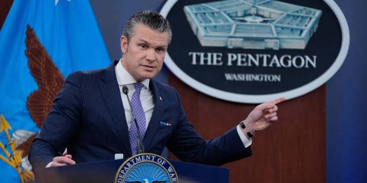 U.S. forces prepared to restart strikes if ceasefire with Iran fails