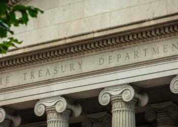 U.S. projected to borrow $2 trillion this year
