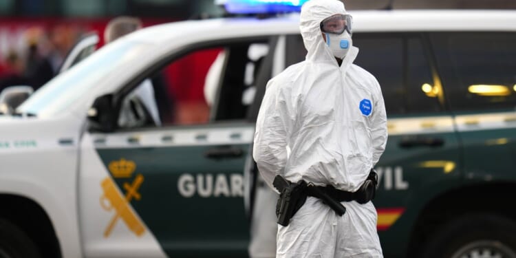 Acting CDC chief says public should not panic over hantavirus outbreak