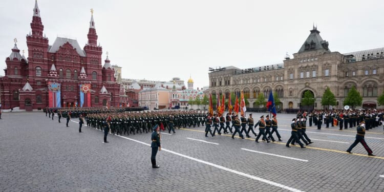 Russia accuses Ukraine of violating U.S.-brokered three-day truce