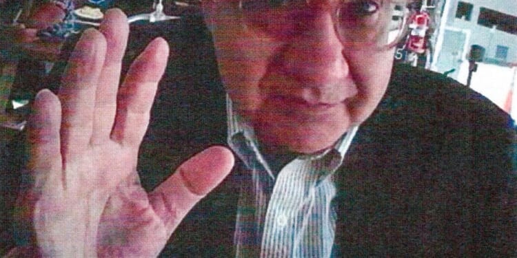 DOJ seeks to strip convicted Cuban spy of U.S. citizenship
