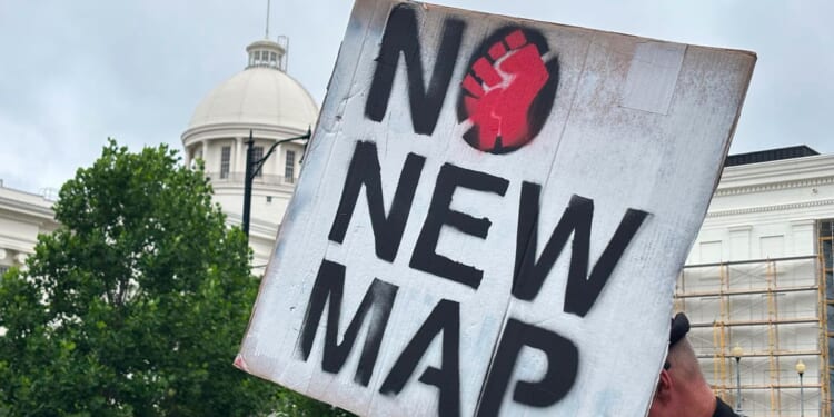Supreme Court backs Alabama in push to erase Democrat-friendly congressional map