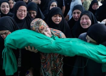 Hezbollah leader urges Lebanon to quit direct talks with Israel