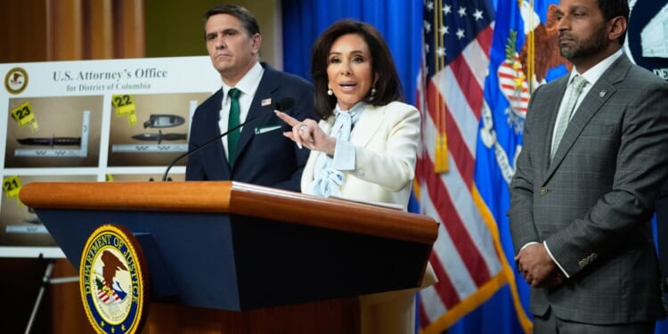 Jeanine Pirro readies to charge parents of teens who violate the D.C. youth curfew