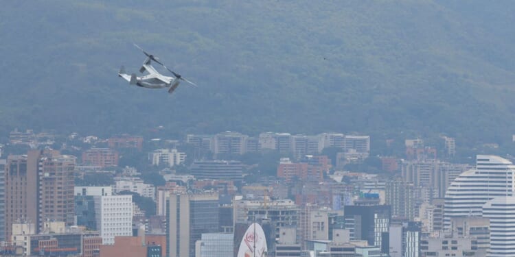 U.S. military conducts a rapid response exercise at embassy in Venezuela’s capital