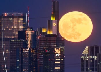 Space Force urged to deploy troops on moon to prevent China from gaining edge in space