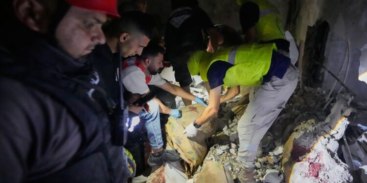 Israeli strikes kill at least 14 across southern Lebanon ahead of Washington talks